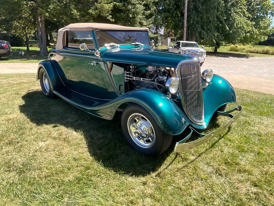 1934 Ford Model 18 & 40 - Image 10 of 21