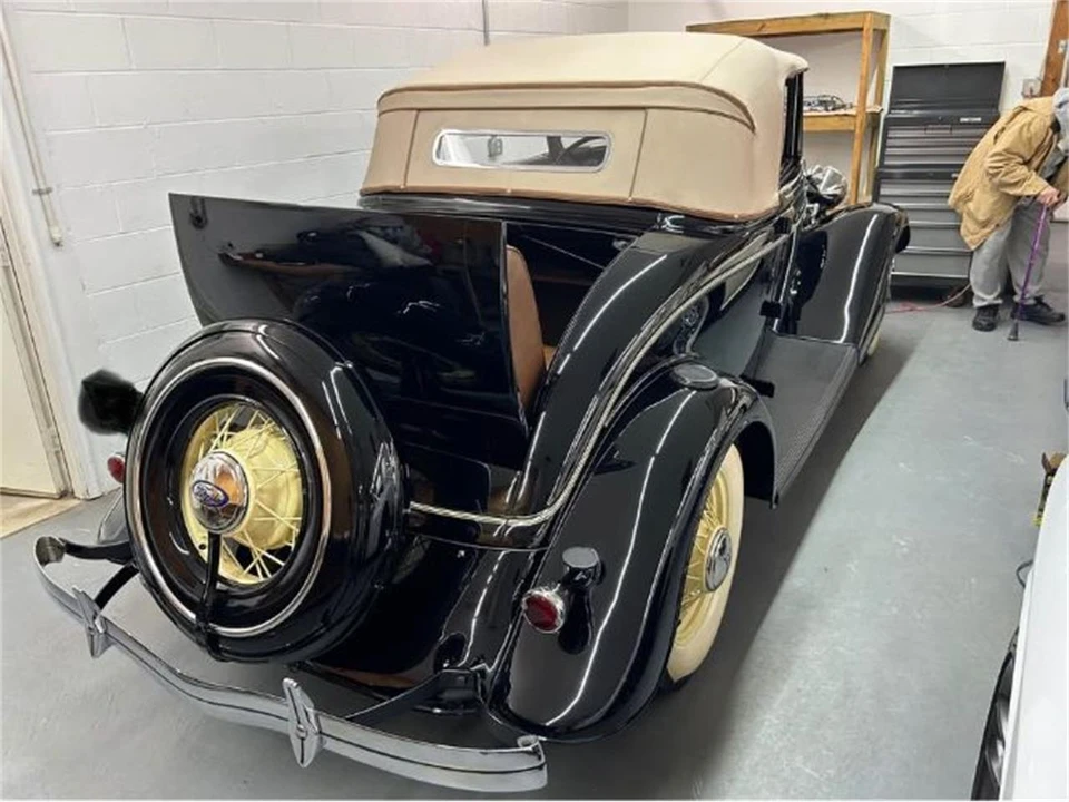 1934 Ford Model 18 & 40 - Image 3 of 17
