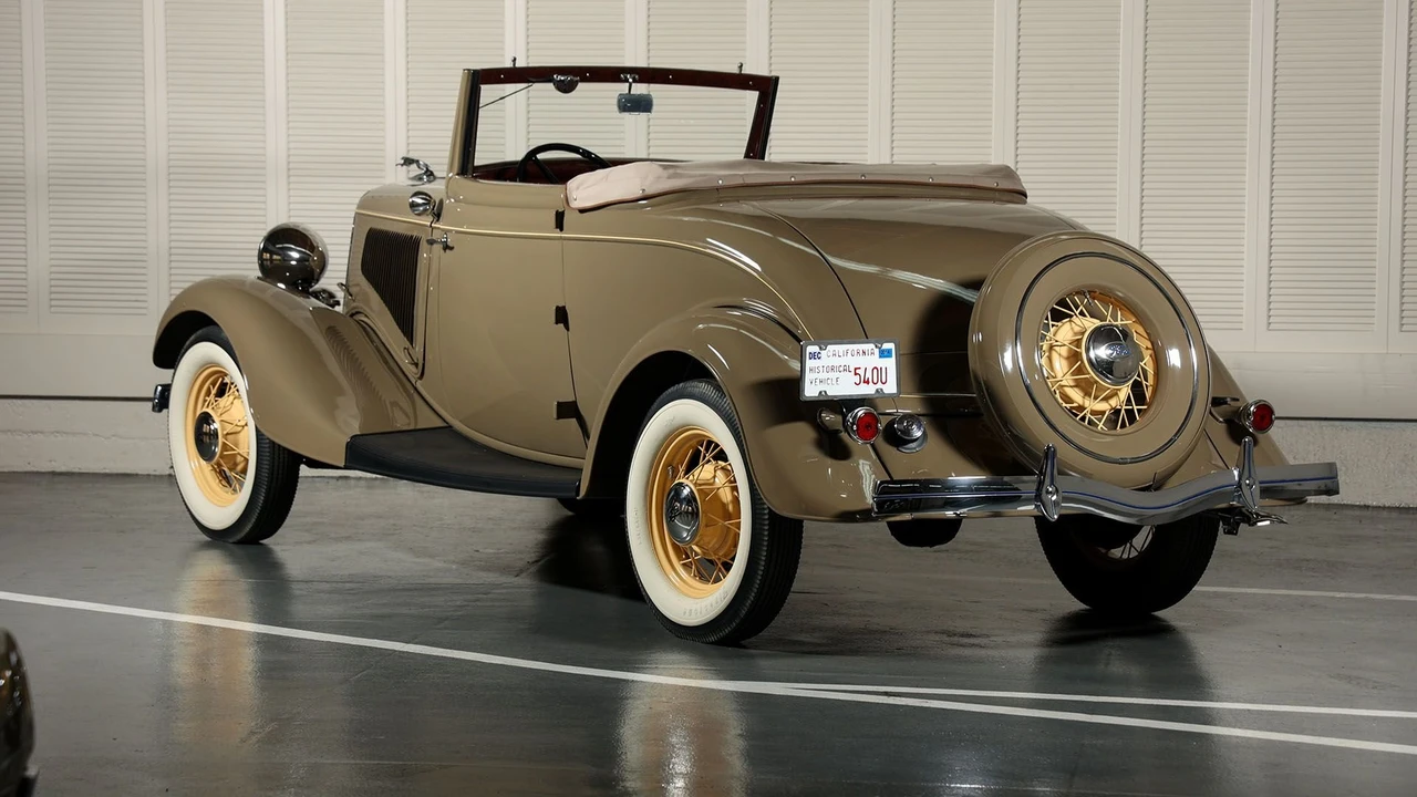 1934 Ford Model 18 & 40 - Image 7 of 29