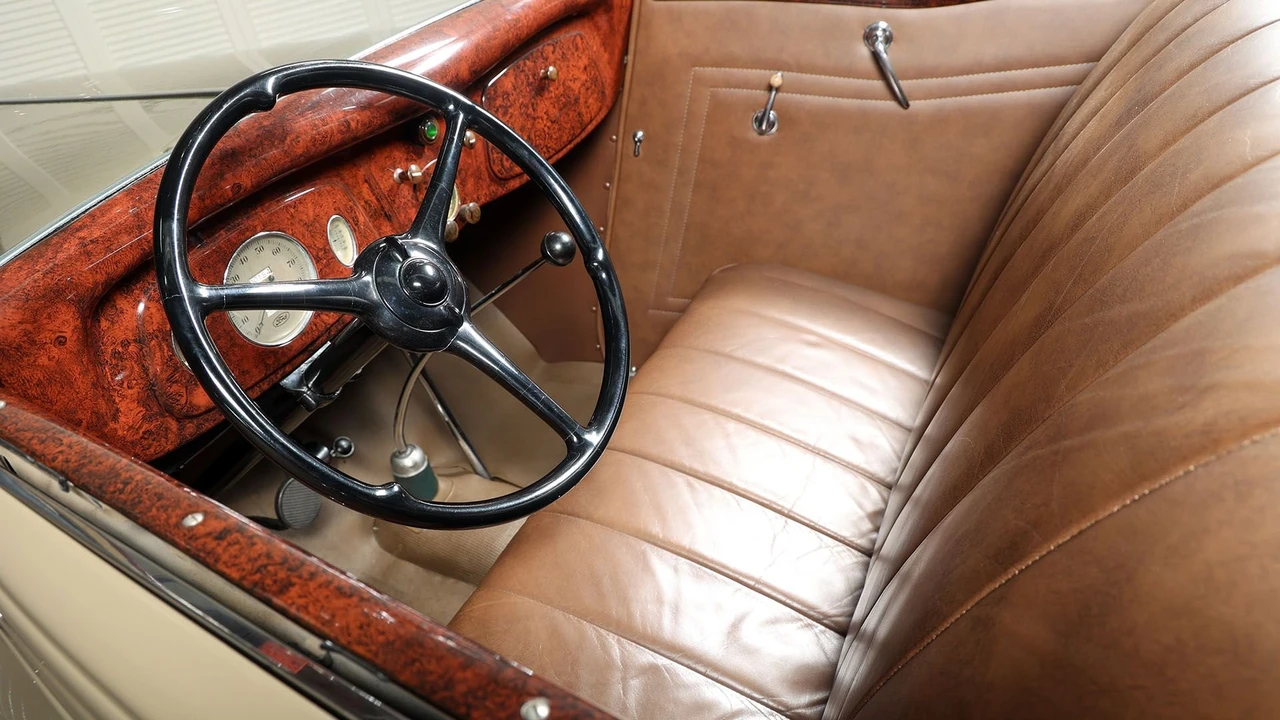 1934 Ford Model 18 & 40 - Image 3 of 29