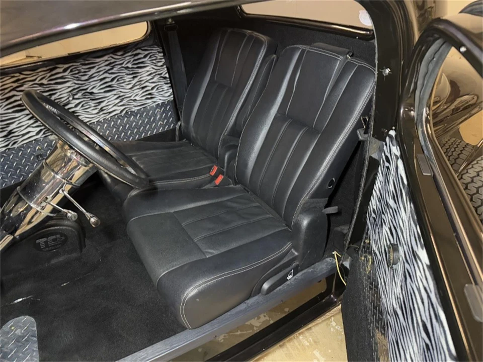 1934 Ford Standard & Deluxe & Super Deluxe - Image 24 of 31