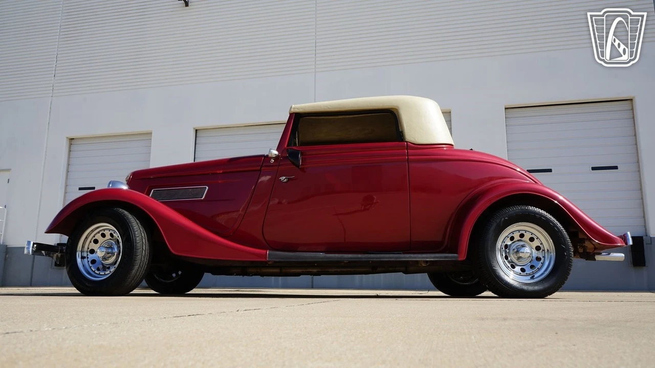 1934 Ford Model 18 & 40 - Image 9 of 12