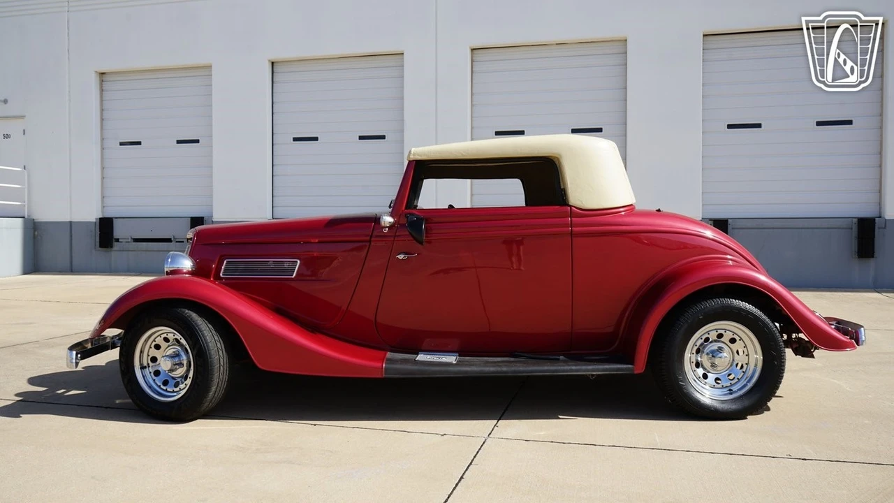1934 Ford Model 18 & 40 - Image 8 of 12