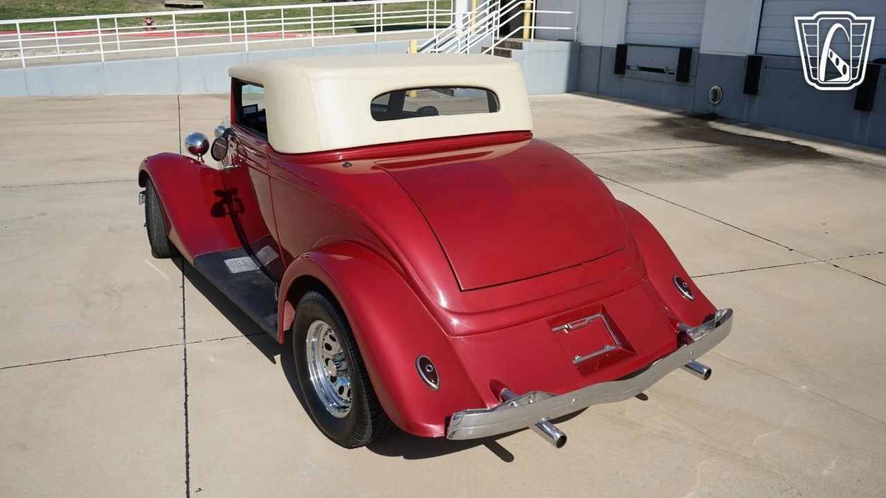 1934 Ford Model 18 & 40 - Image 10 of 12