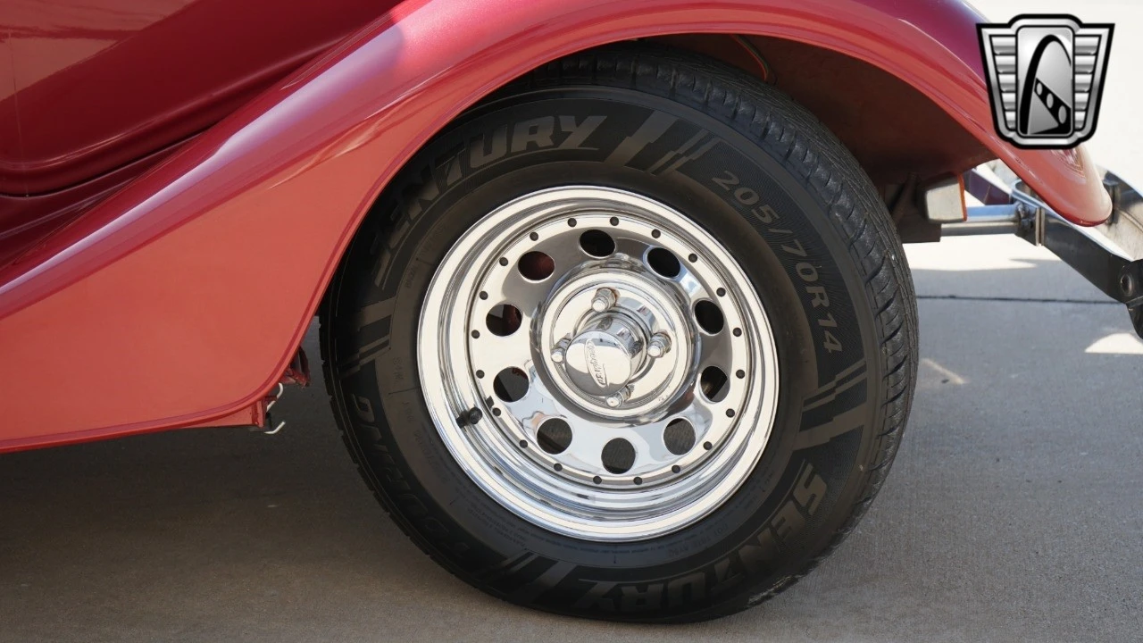 1934 Ford Model 18 & 40 - Image 11 of 12