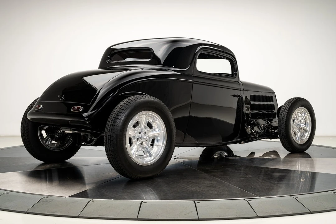 1934 Ford Standard & Deluxe & Super Deluxe - Image 14 of 31