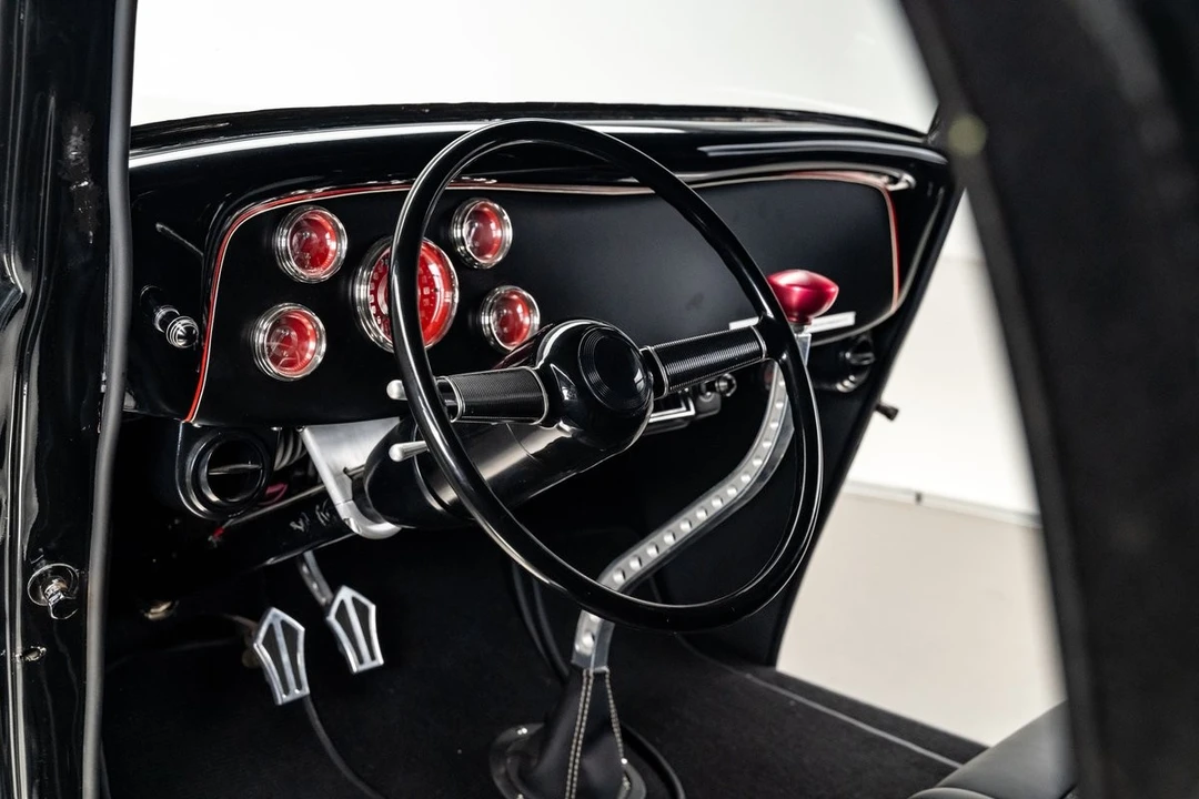 1934 Ford Standard & Deluxe & Super Deluxe - Image 3 of 31
