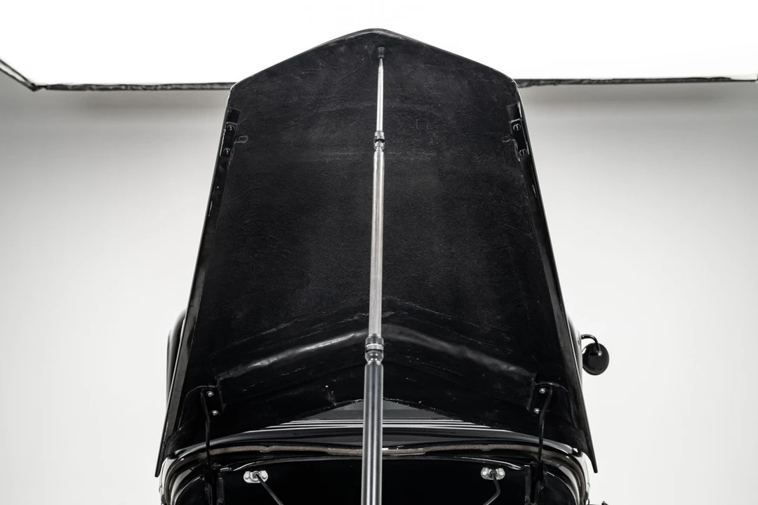 1934 Ford Standard & Deluxe & Super Deluxe - Image 31 of 31