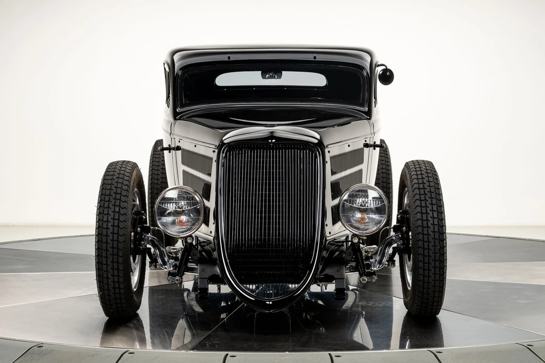 1934 Ford Standard & Deluxe & Super Deluxe - Image 7 of 31