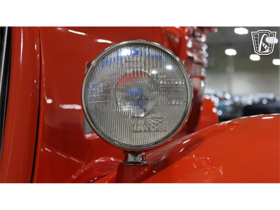 1934 Ford Standard & Deluxe & Super Deluxe - Image 8 of 31