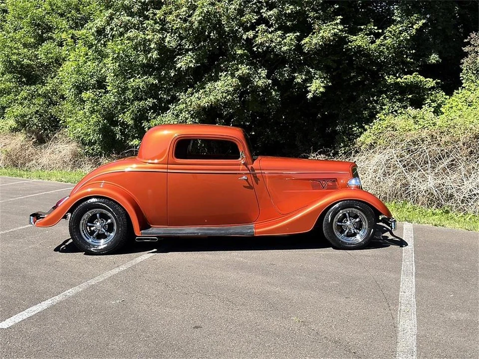 1934 Ford Standard & Deluxe & Super Deluxe - Image 10 of 31