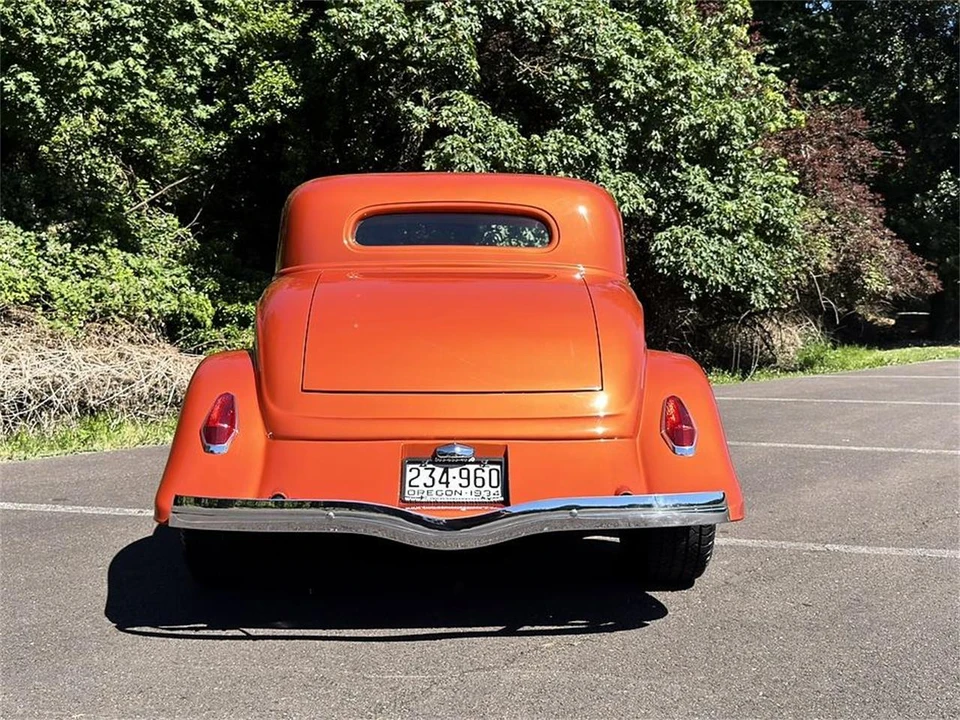 1934 Ford Standard & Deluxe & Super Deluxe - Image 9 of 31