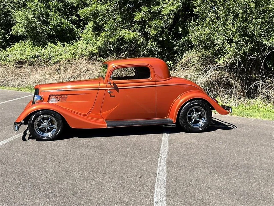 1934 Ford Standard & Deluxe & Super Deluxe - Image 6 of 31