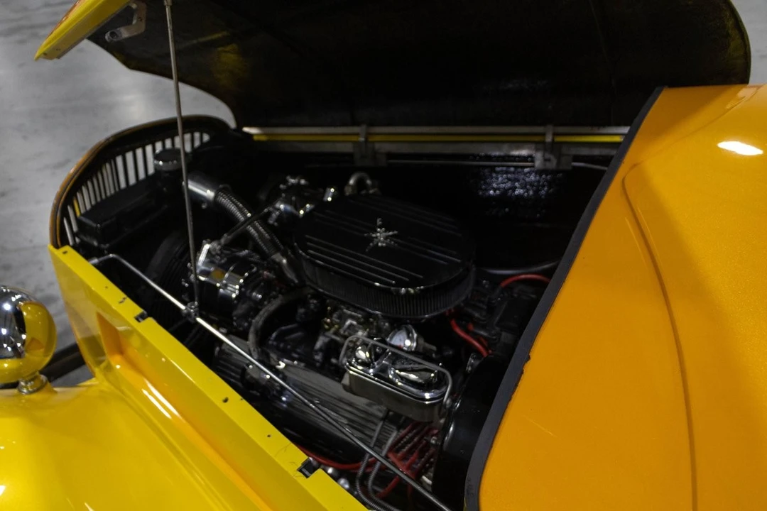 1934 Ford Model 18 & 40 - Image 17 of 21