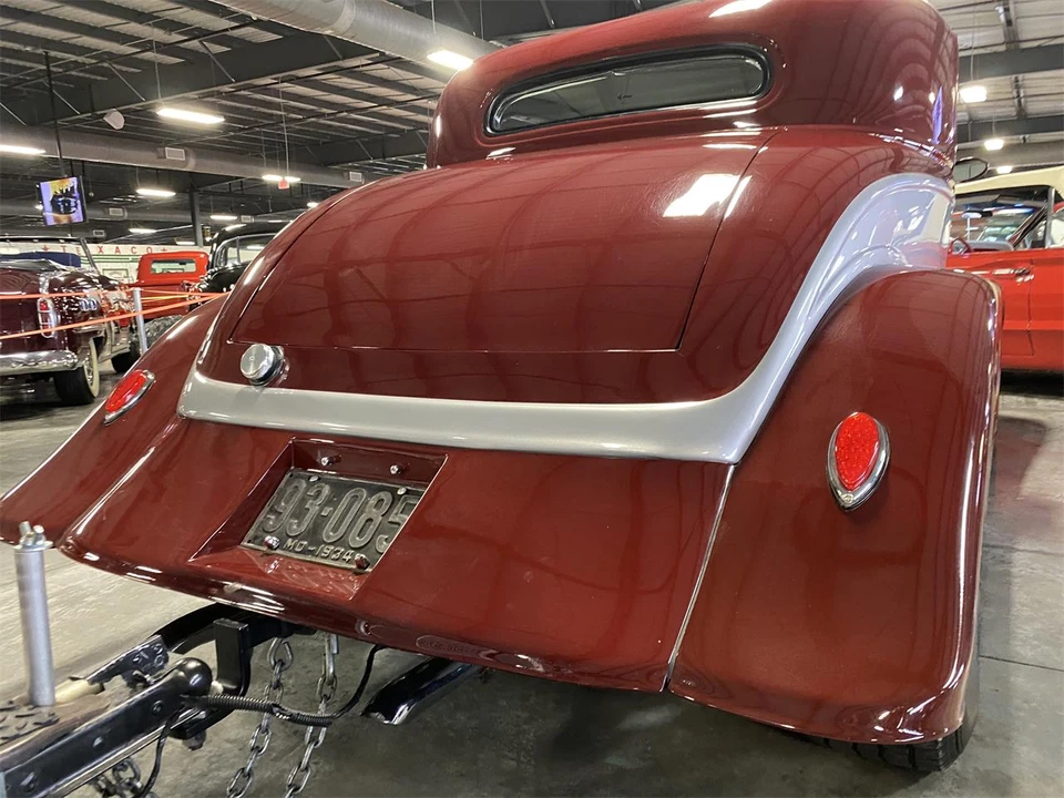 1934 Ford Customline - Image 9 of 29