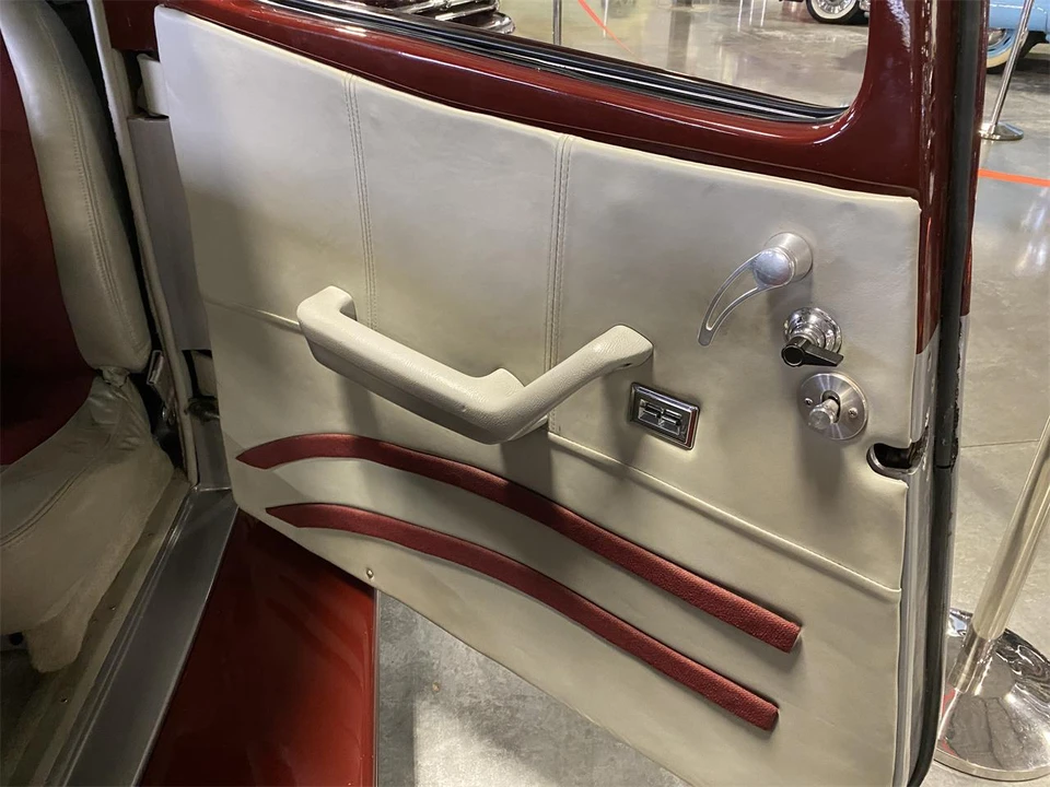 1934 Ford Customline - Image 12 of 29