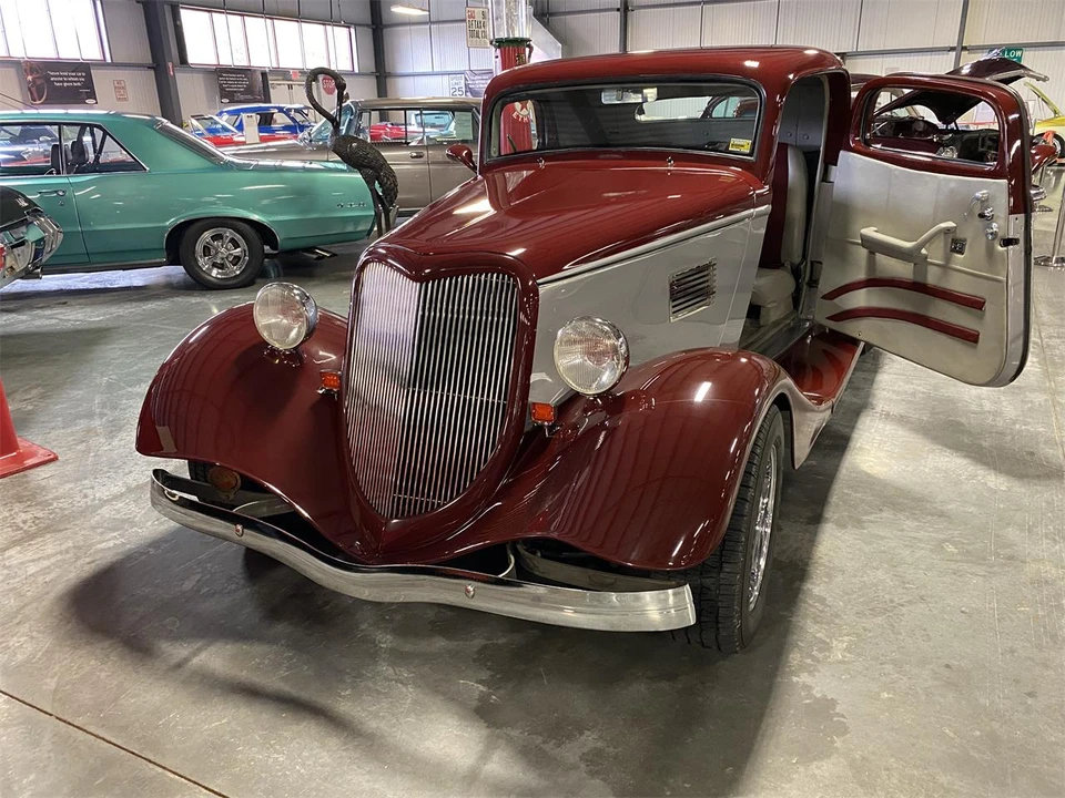 1934 Ford Customline - Image 15 of 29