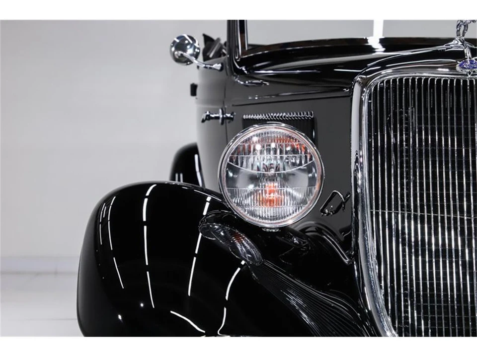 1934 Ford Standard & Deluxe & Super Deluxe - Image 26 of 31