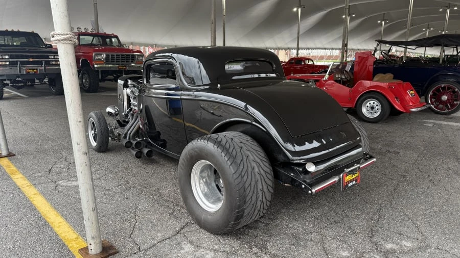 1934 Ford Model 18 & 40 - Image 2 of 10