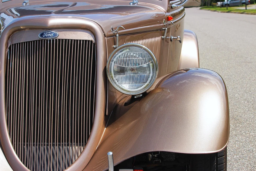 1934 Ford Model 18 & 40 - Image 26 of 31