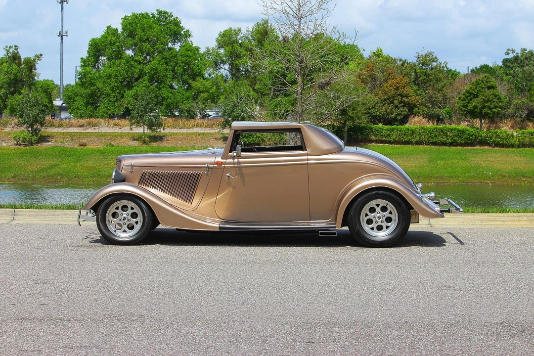 1934 Ford Model 18 & 40 - Image 4 of 31