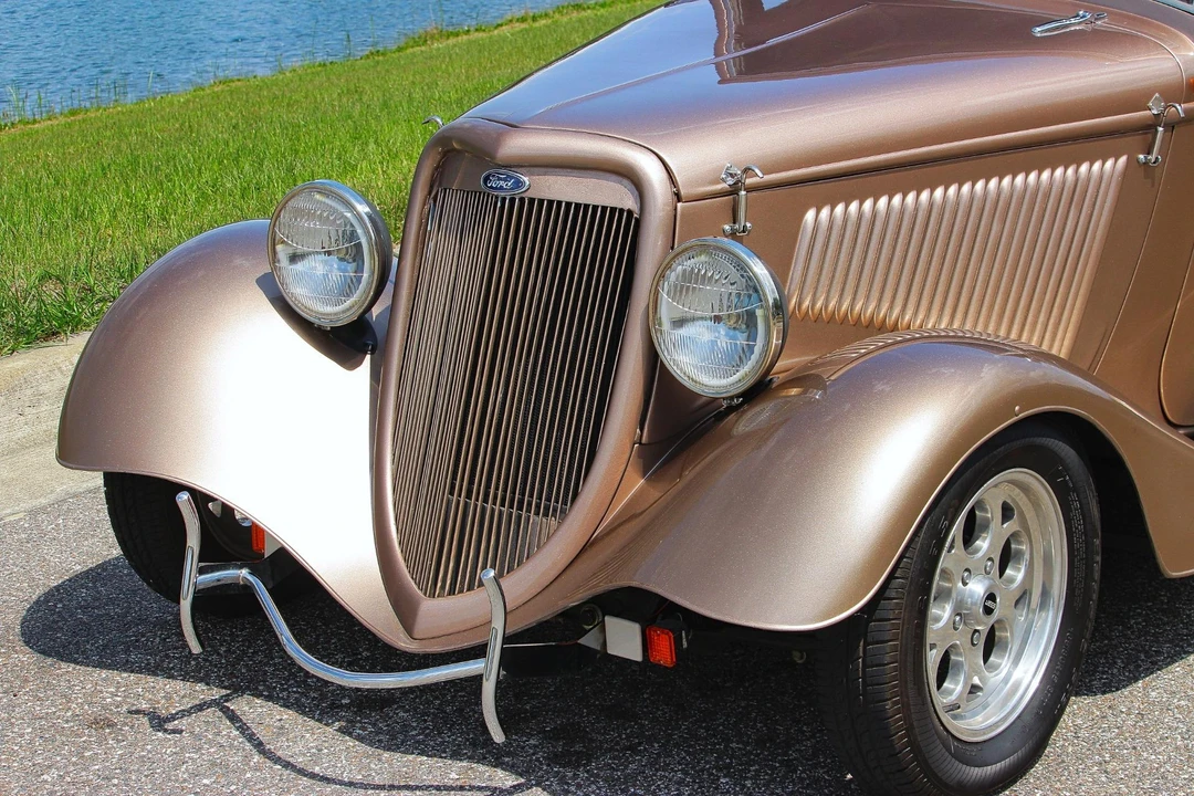 1934 Ford Model 18 & 40 - Image 27 of 31