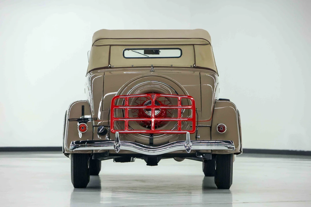 1934 Ford Model 18 & 40 - Image 9 of 31
