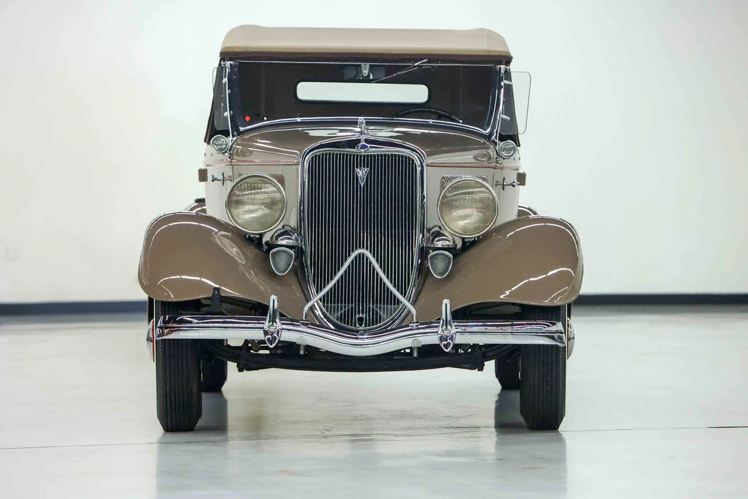 1934 Ford Model 18 & 40 - Image 5 of 31