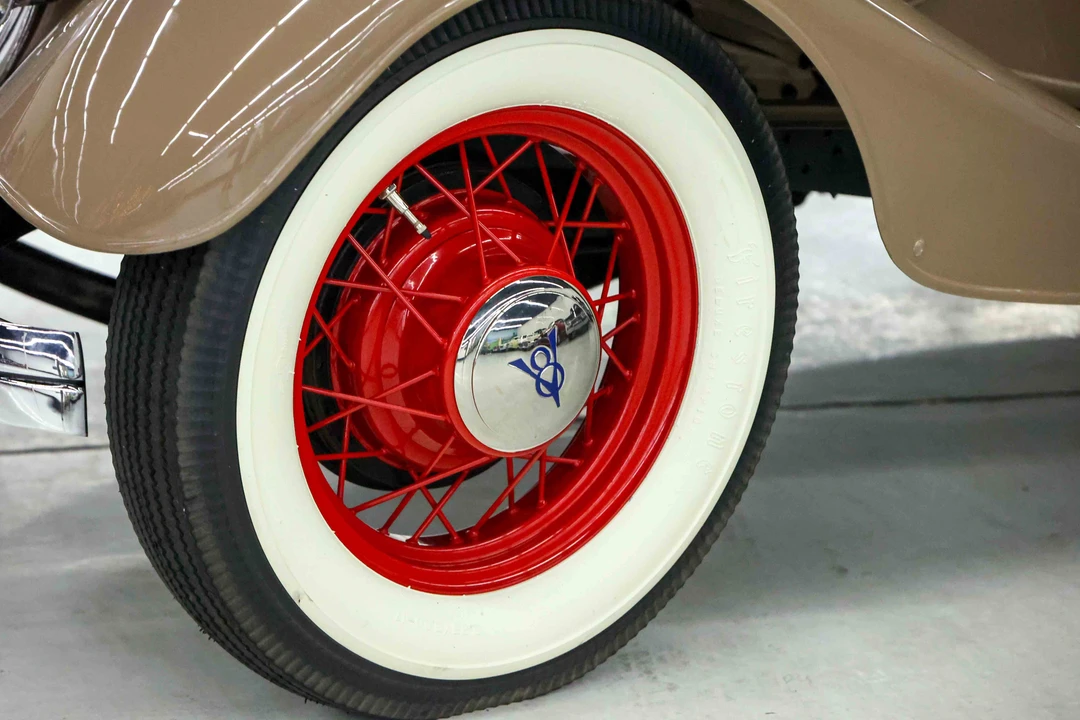 1934 Ford Model 18 & 40 - Image 12 of 31