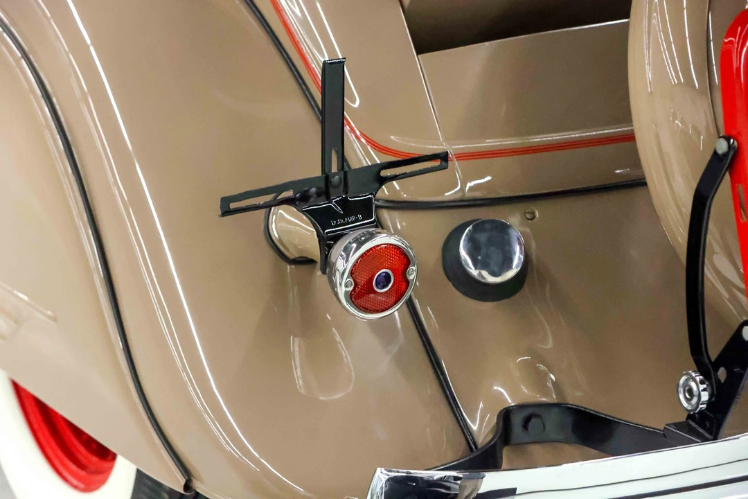 1934 Ford Model 18 & 40 - Image 25 of 31