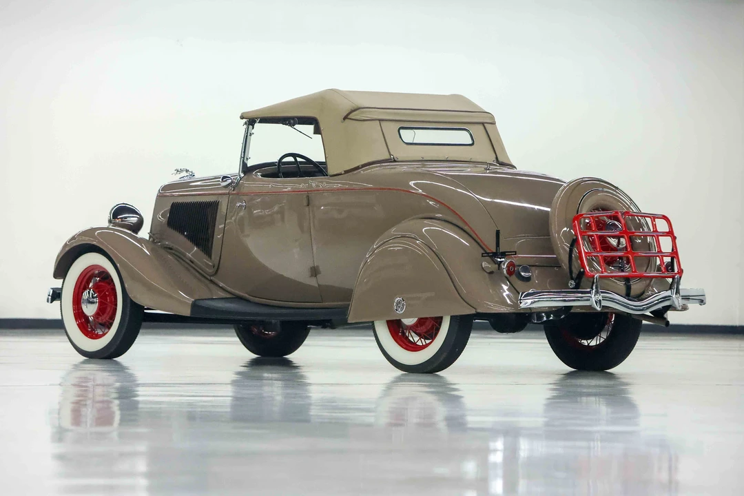 1934 Ford Model 18 & 40 - Image 8 of 31