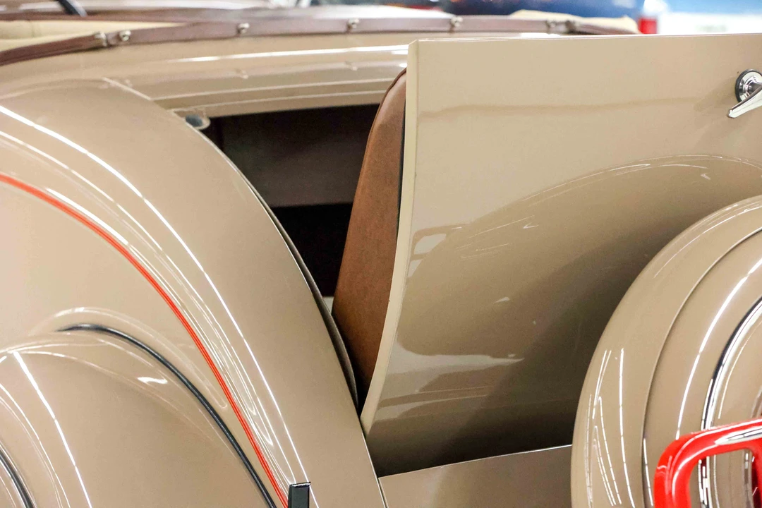 1934 Ford Model 18 & 40 - Image 29 of 31