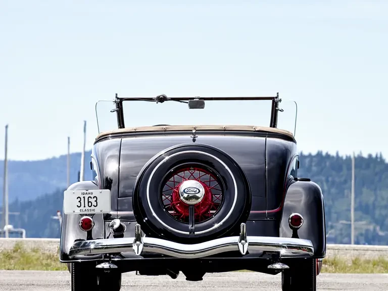 1934 Ford Model 18 & 40 - Image 9 of 21