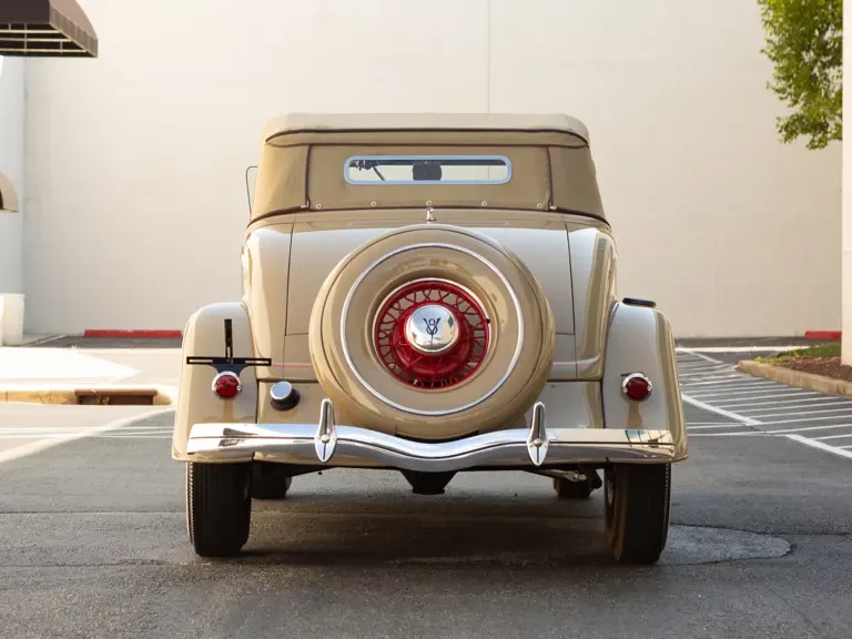 1934 Ford Model 18 & 40 - Image 10 of 31