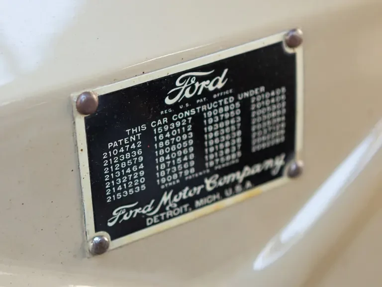 1934 Ford Model 18 & 40 - Image 30 of 31