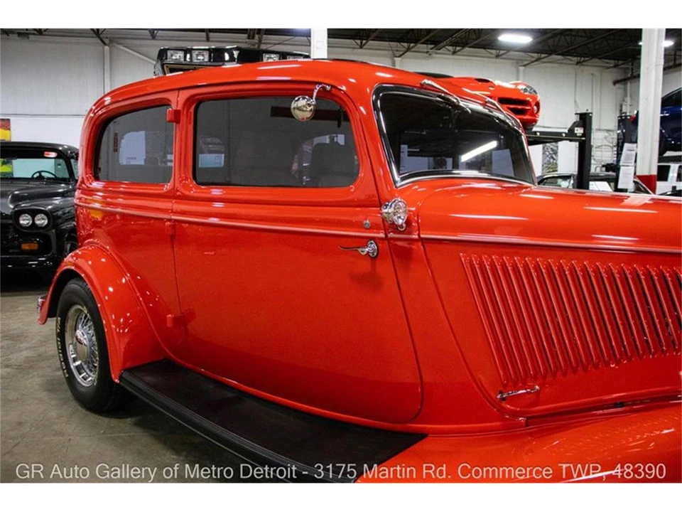 1934 Ford Standard & Deluxe & Super Deluxe - Image 24 of 31