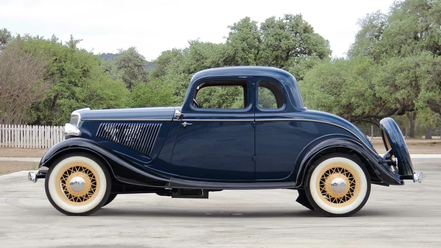 1934 Ford Model 18 & 40 - Image 2 of 17