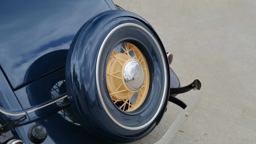 1934 Ford Model 18 & 40 - Image 10 of 17