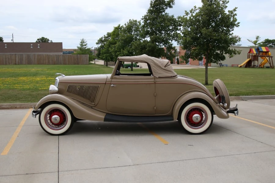 1934 Ford Model 18 & 40 - Image 10 of 31