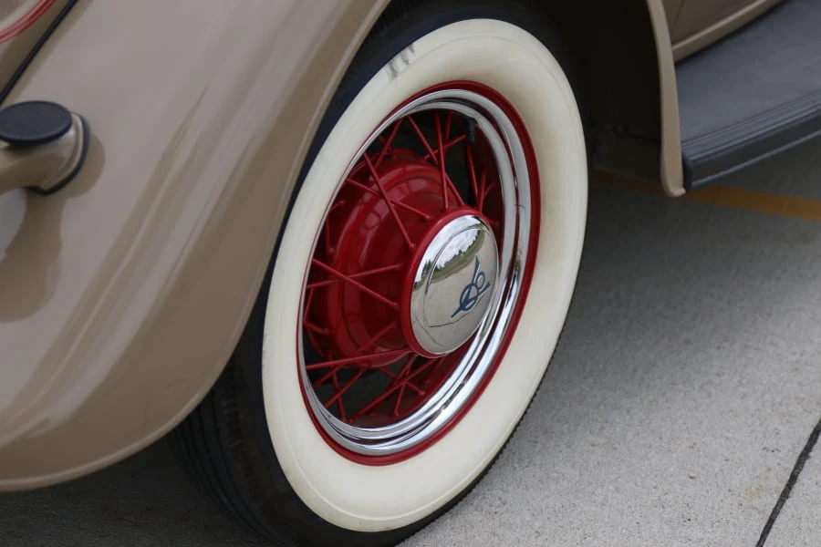 1934 Ford Model 18 & 40 - Image 16 of 31