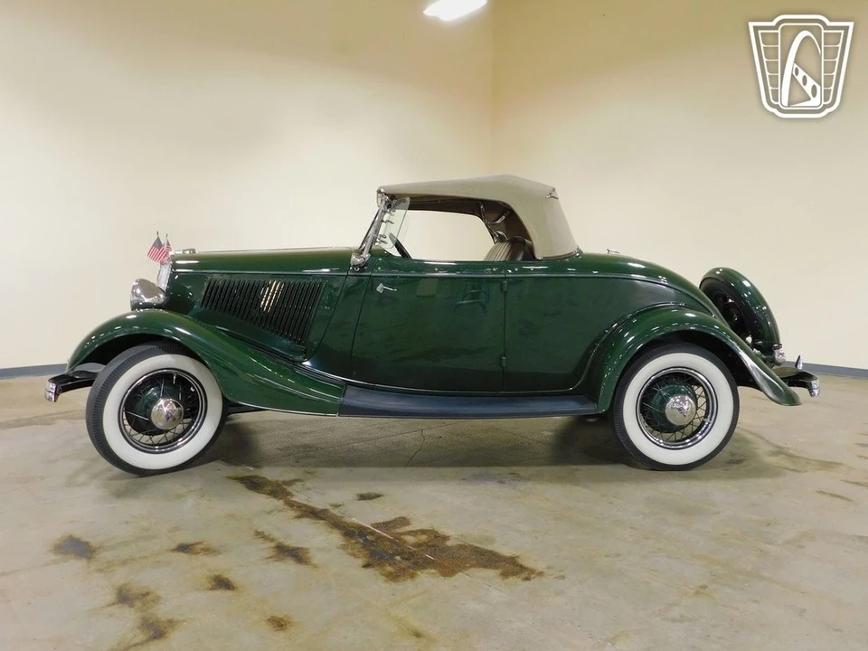 1934 Ford Model 18 & 40 - Image 11 of 12