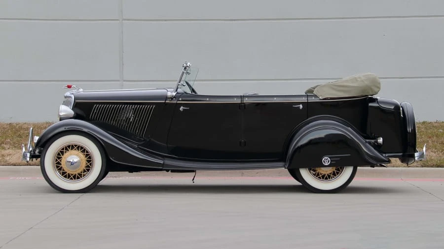 1934 Ford Model 18 & 40 - Image 2 of 23