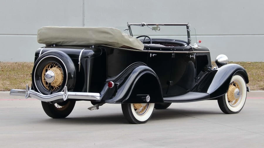 1934 Ford Model 18 & 40 - Image 3 of 23