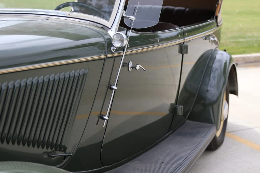 1934 Ford Model 18 & 40 - Image 10 of 27