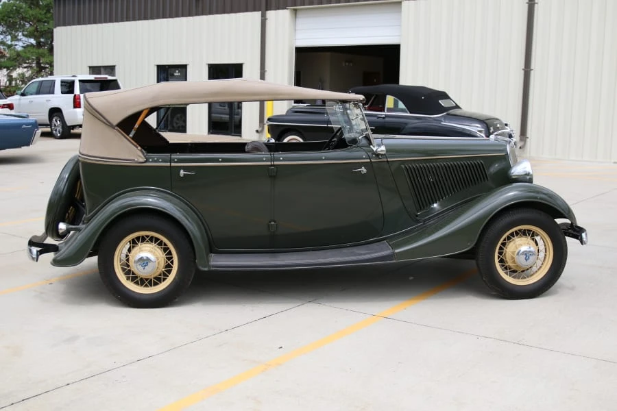 1934 Ford Model 18 & 40 - Image 2 of 27
