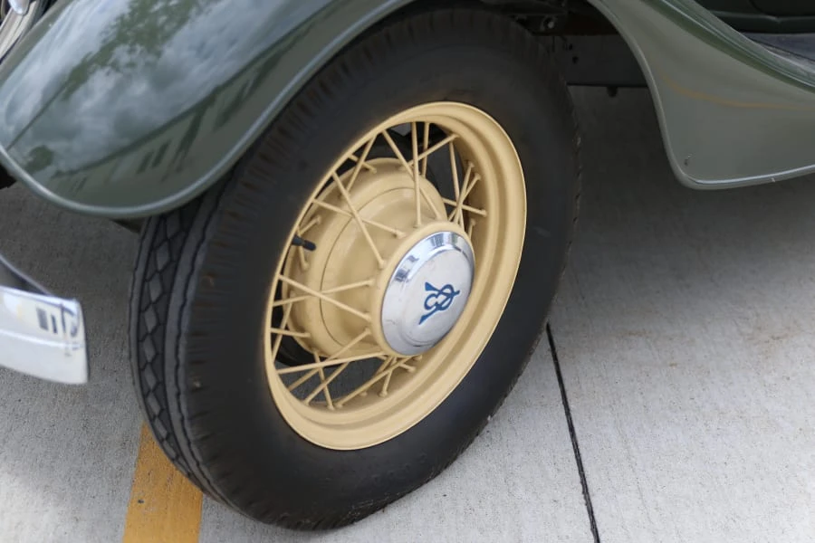 1934 Ford Model 18 & 40 - Image 9 of 27