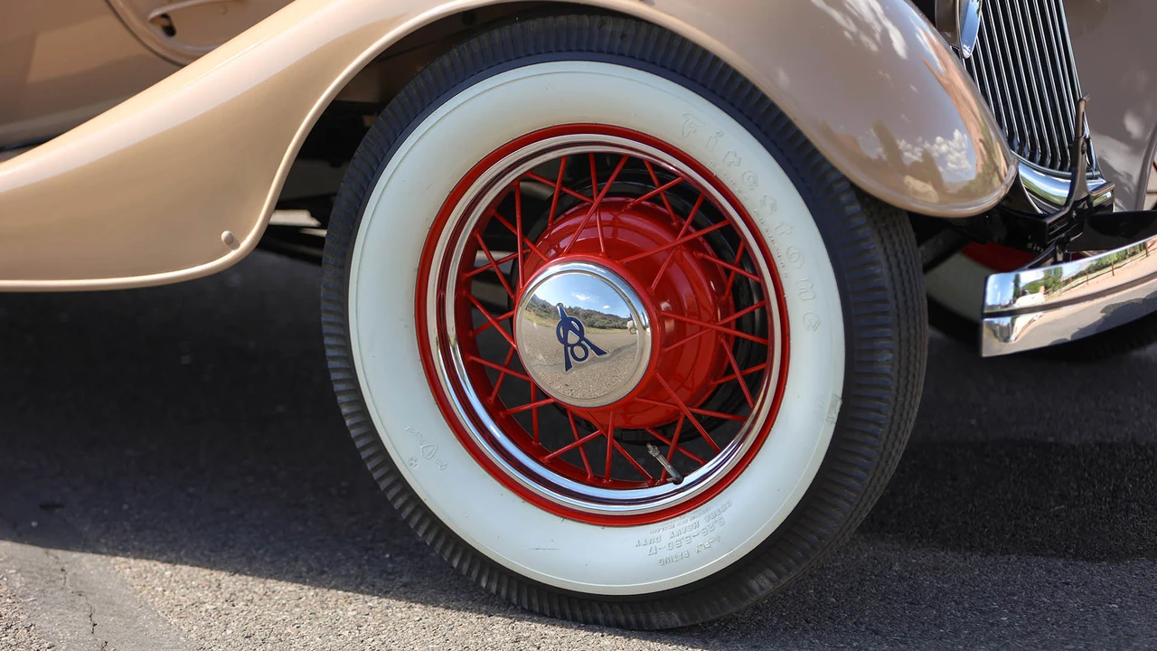 1934 Ford Model 18 & 40 - Image 15 of 31