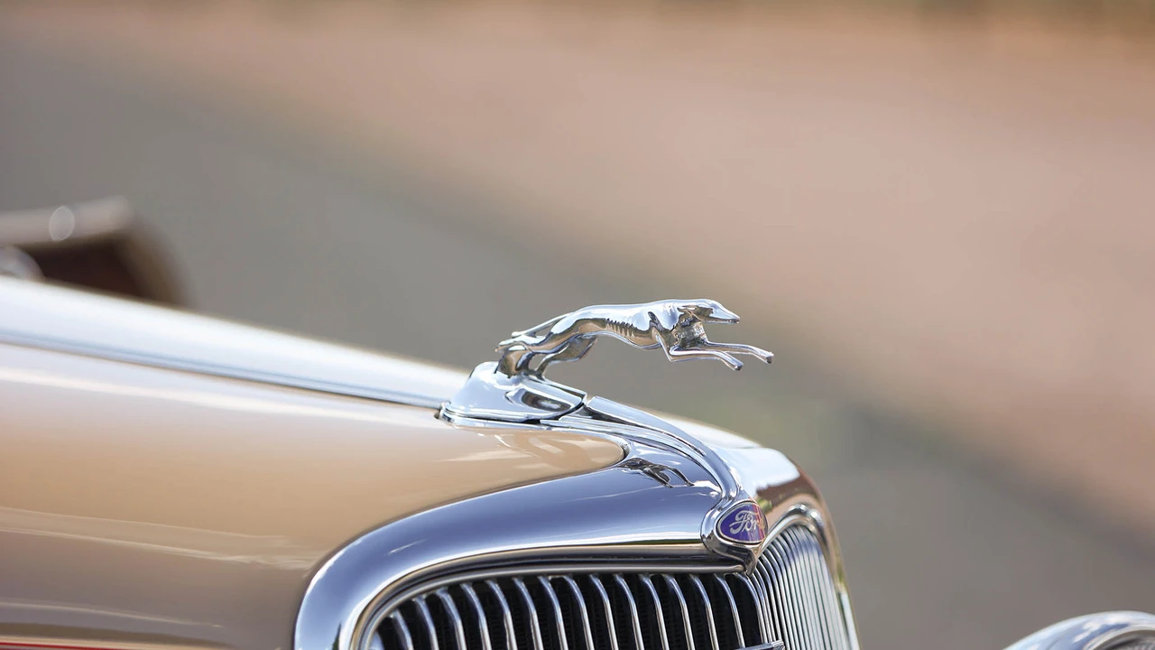 1934 Ford Model 18 & 40 - Image 18 of 31