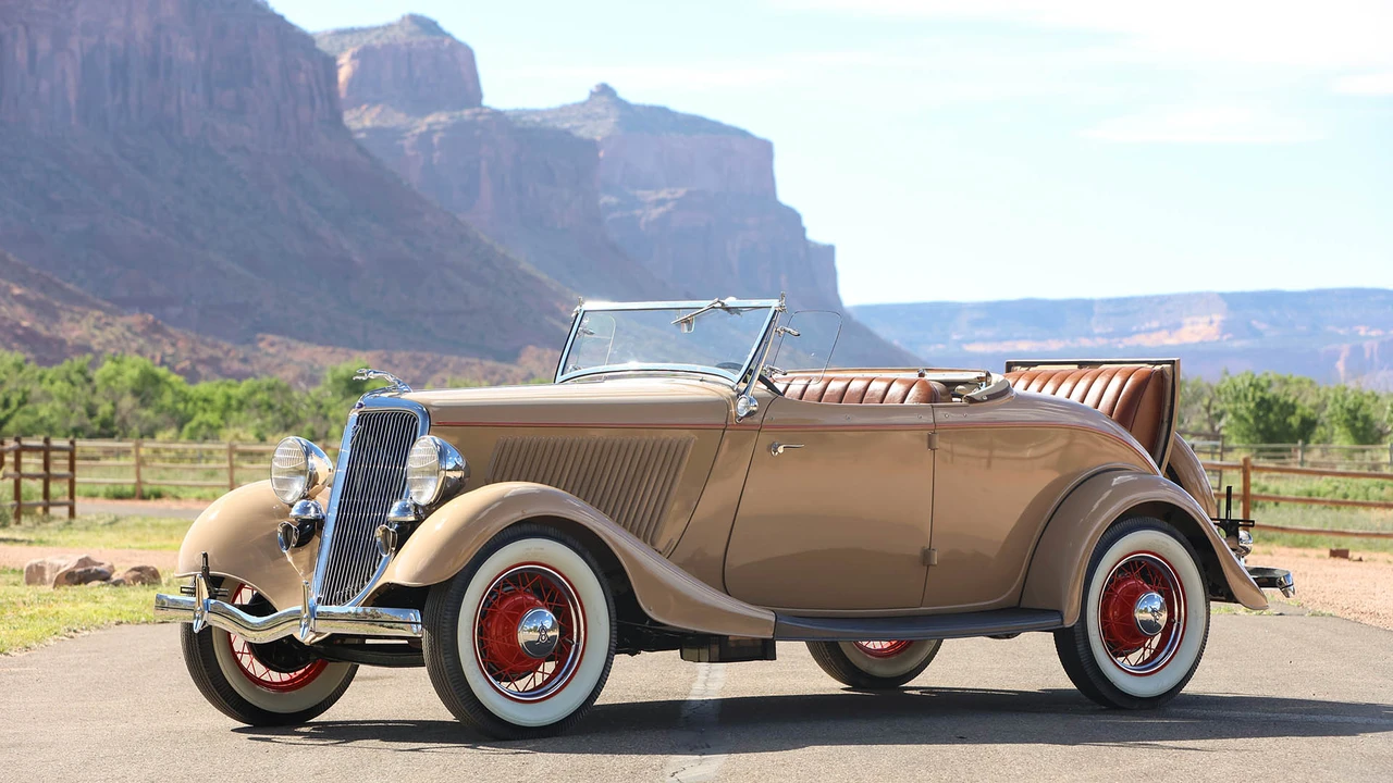 1934 Ford Model 18 & 40 - Image 3 of 31