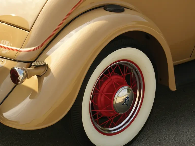1934 Ford Model 18 & 40 - Image 13 of 17